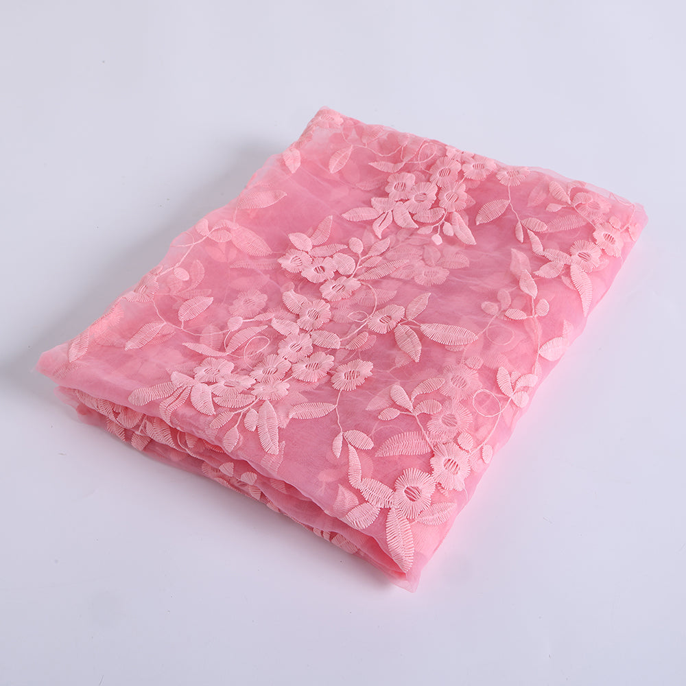 Polyester Flower Pattern Embroidery Lace Fabric