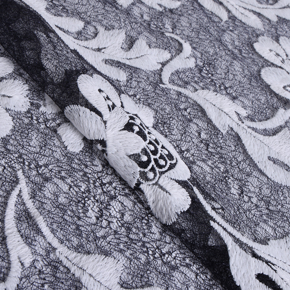 Polyester Flower Pattern Embroidery Lace Fabric